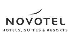 Logotipo del cliente de Luxcambra con nombre Novotel Hotels