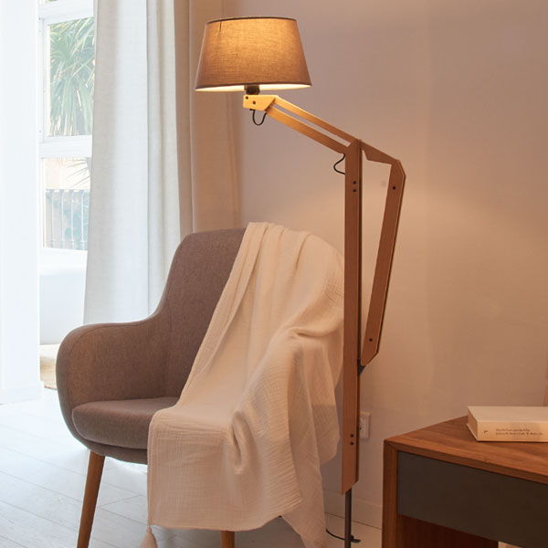 Logo Luxcambra - Iluminación y diseño